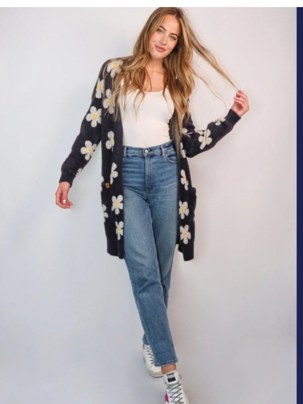 Simply Southern Fuzzy Daisy Print Long Cardigan Size Large